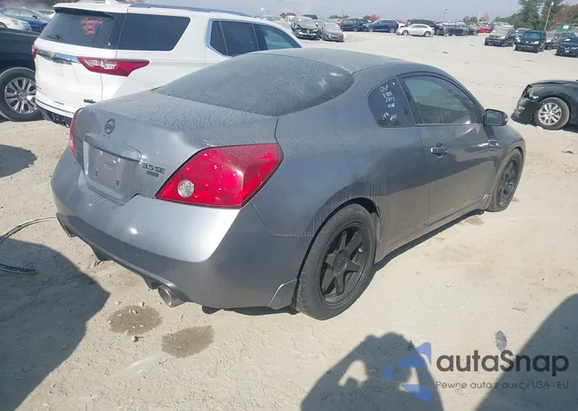 1N4BL24E38C102877: 43618425