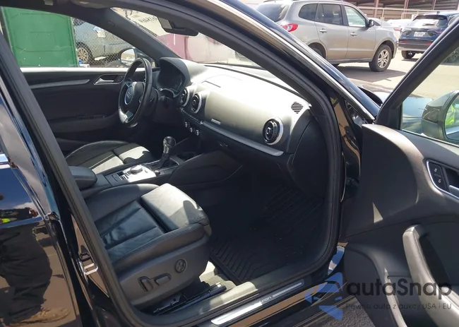 WAUTPBFF5GA048739: 43618469