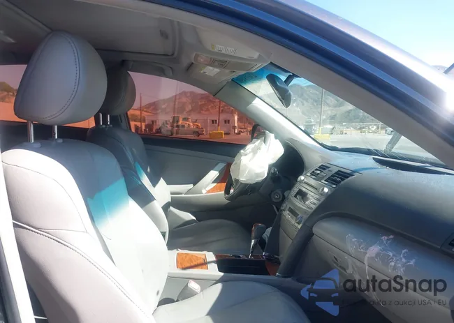 4T4BF3EK9AR078243: 43618492