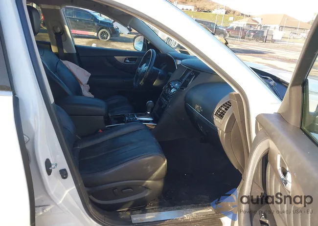 JN8CS1MW9HM411787: 43618504