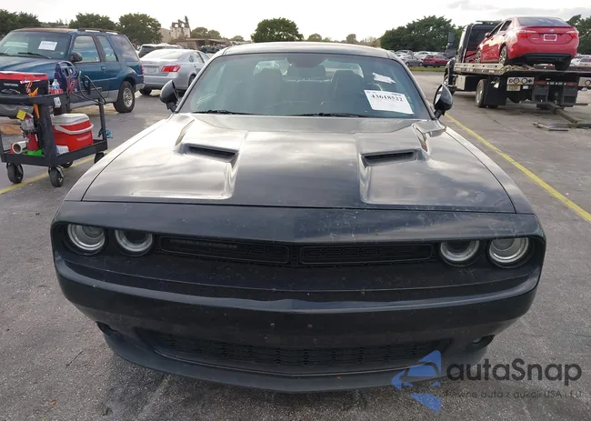 2C3CDZAG5JH178716: 43618522