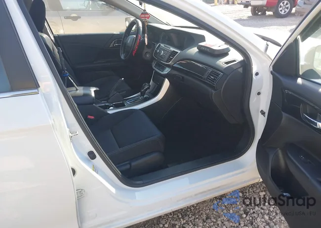 1HGCR2F54FA044959: 43618543