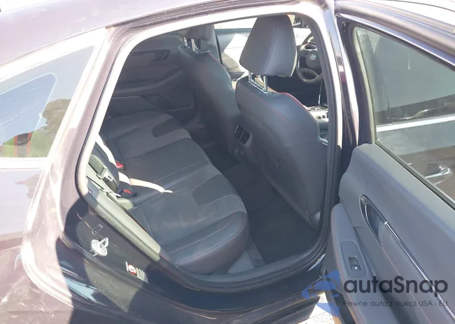 KMHL14JC6PA332826: 43618557