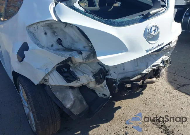 KMHTC6AD9GU260002: 43618688