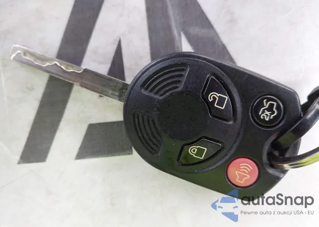 1FADP3FE0GL249172: 43618216