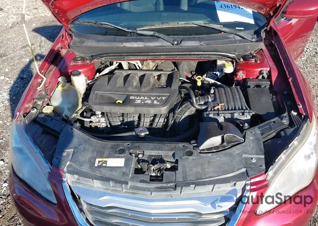 1C3CCBAB7EN214028: 43619428