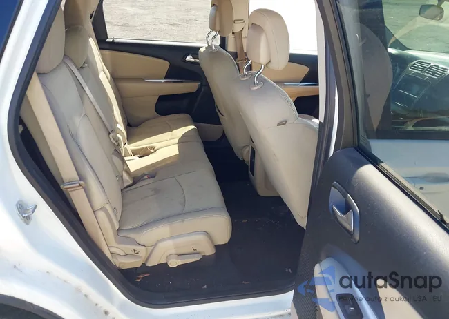 3C4PDCABXHT564385: 43619654