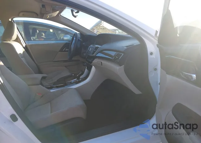 1HGCR2F38GA106962: 43619778