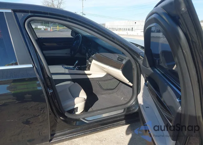 WBAKB8C55CC962593: 43620566