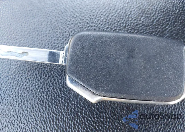 3KPF24AD9PE535939: 43620596