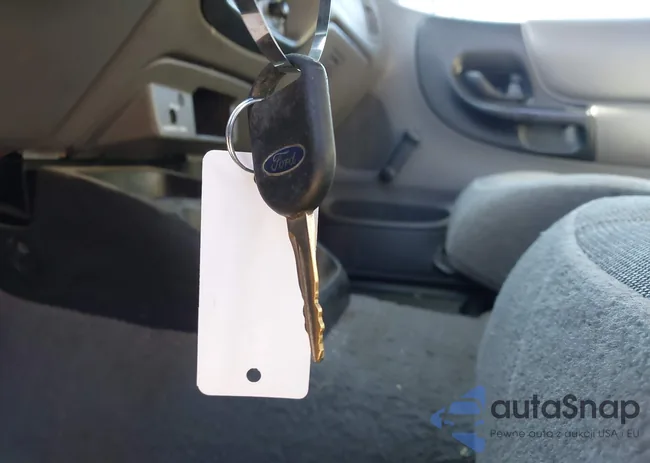 1FTYR14U81TA58143: 43620607