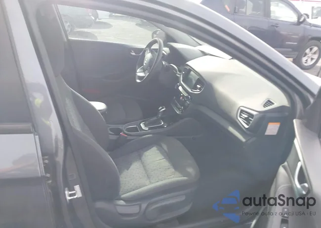 KMHC65LC3HU043522: 43620697