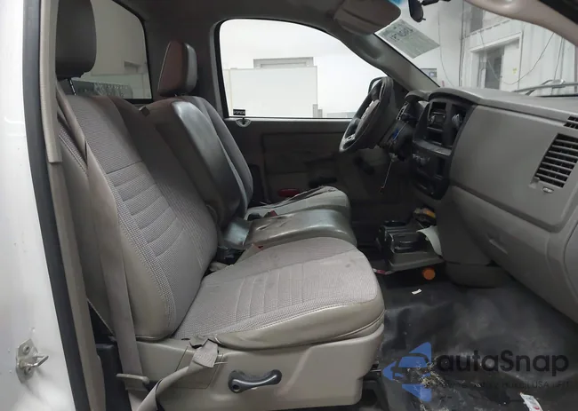 1D7HA16K28J202753: 43620751