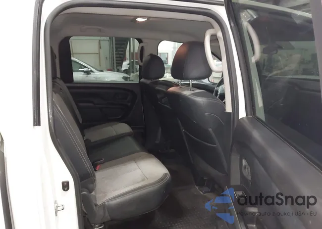 1N6AA1F3XJN514531: 43621533