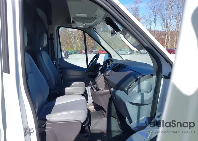 1FTYR2CM0GKA89232: 43620900