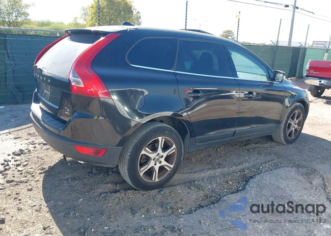 YV4902DZ3D2398632: 43621078