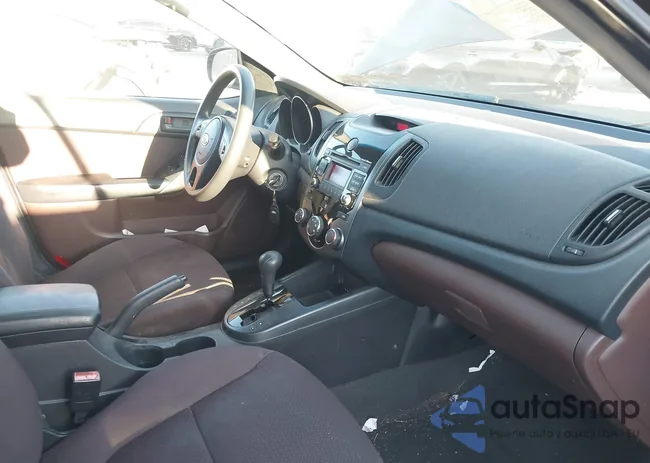 KNAFU4A25A5297175: 43621130