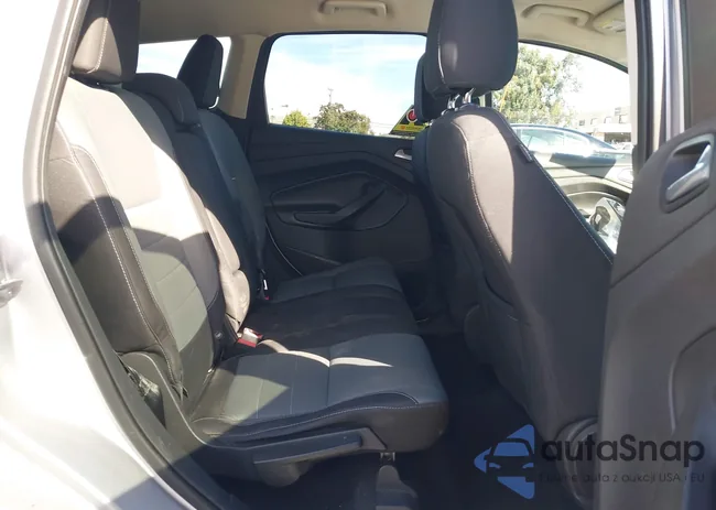 1FMCU0GXXFUB33785: 43621136