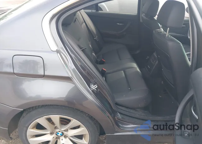 WBAVD33526KL51389: 43621139