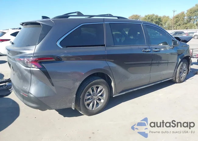 5TDYRKEC8SS282766: 43621280