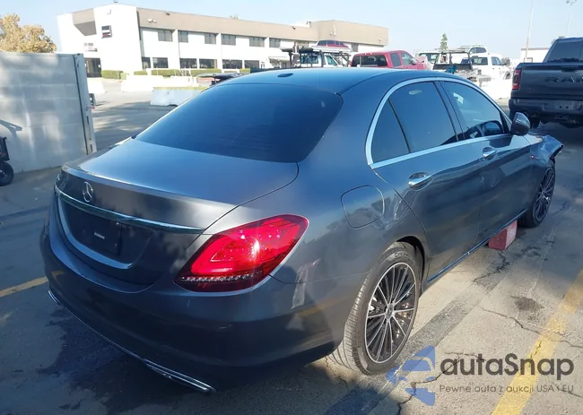 WDDWF8DB7LR527803: 43622463