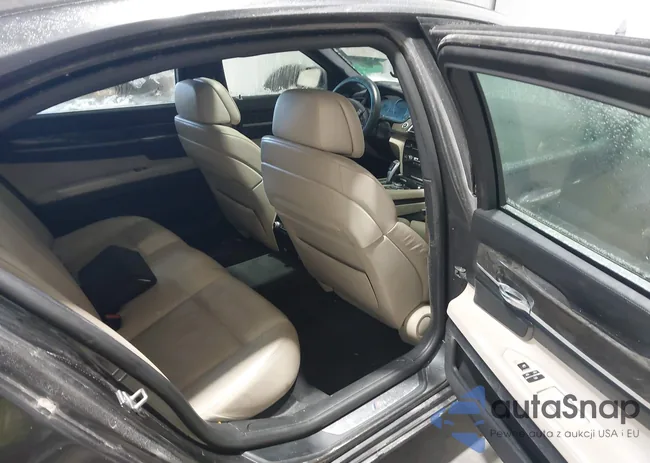 WBAKB8C57CC963728: 43622616