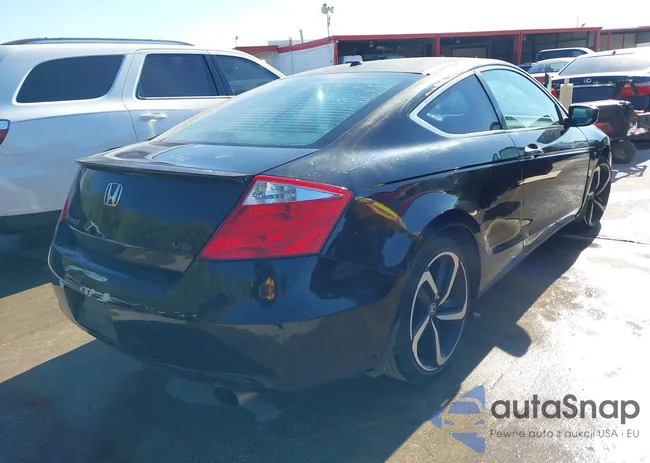 1HGCS22809A011885: 43622798