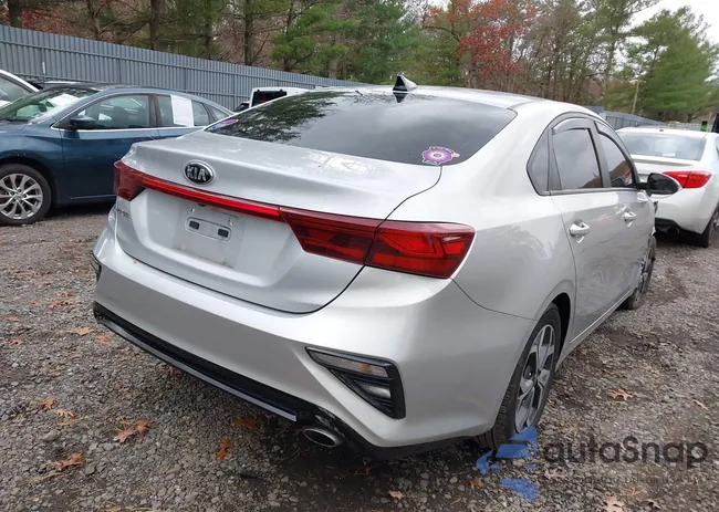 3KPF24AD8KE028961: 43622089