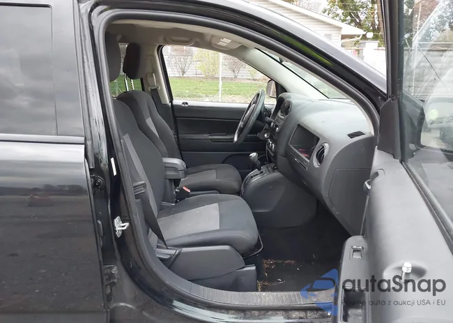 1C4NJDBB4CD621070: 43622266