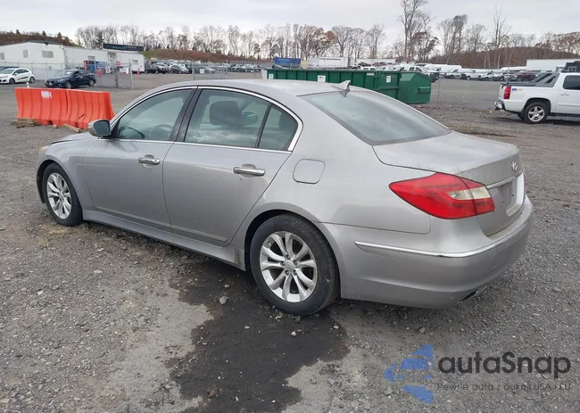 KMHGC4DD9DU220452: 43624385