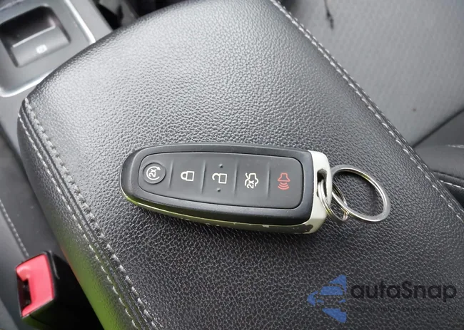 1FMCU9GD0KUB22962: 43624487