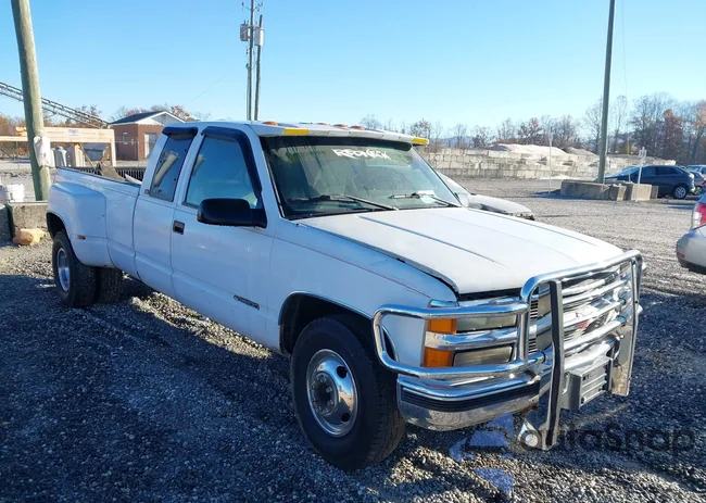 1GCHC39F7TE143649: 43624672