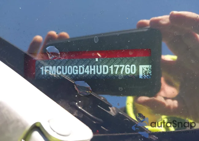 1FMCU0GD4HUD17760: 43625689