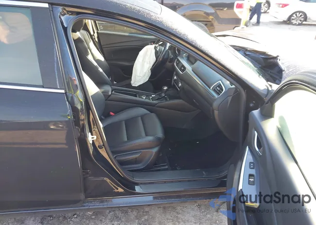 JM1GL1V55H1121614: 43625694