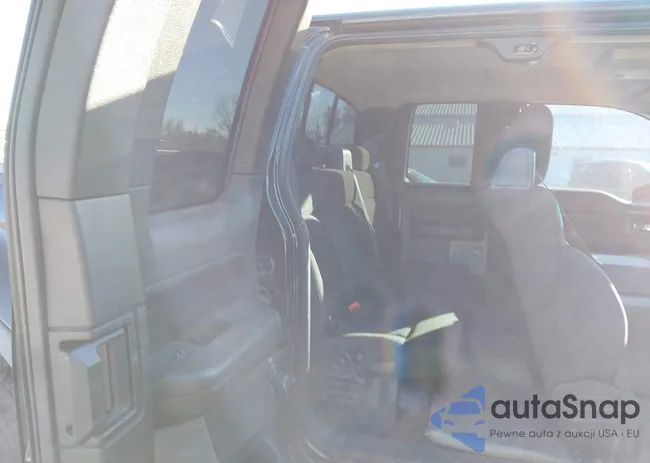 1FTPX04528KB73244: 43624924