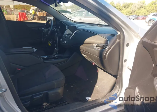 1G1ZD5ST0JF143540: 43624964