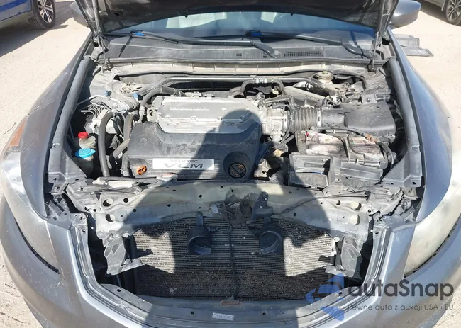 1HGCP3F82BA012057: 43625098