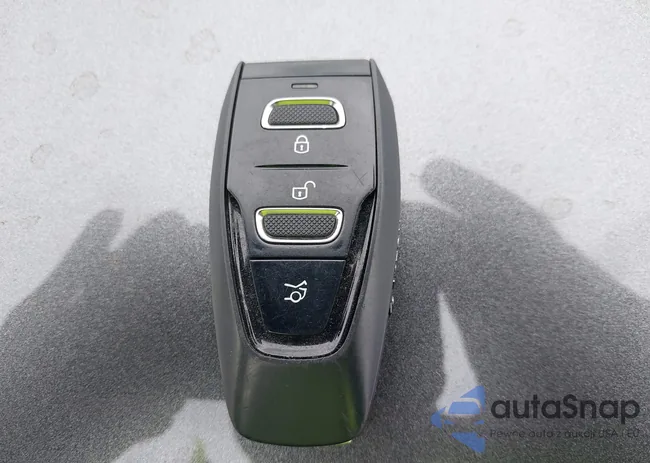 SCFVUJAW1MTV00175: 43625126