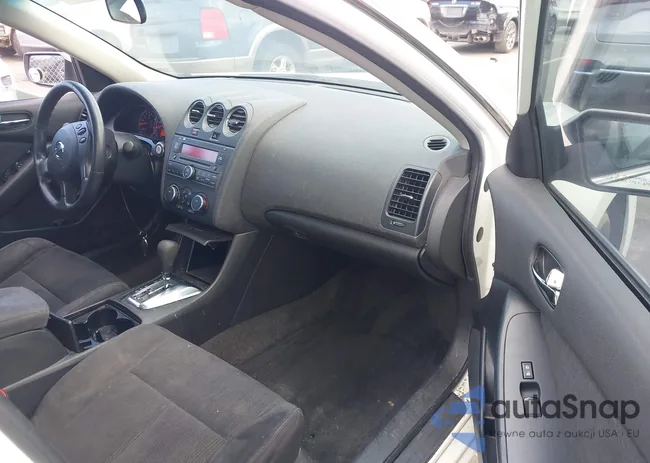 1N4AL2AP8BN434813: 43625216