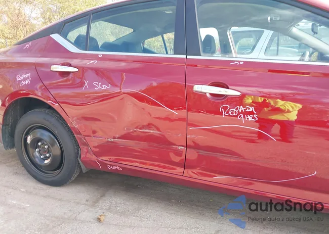 1N4BL4DW8RN318220: 43625250