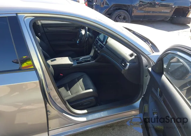 1HGCV2F98KA030622: 43626342