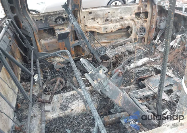 1GTHC29101E284350: 43626343