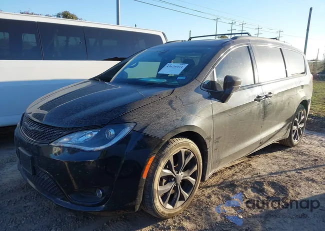 2C4RC1FG6KR574040: 43626411