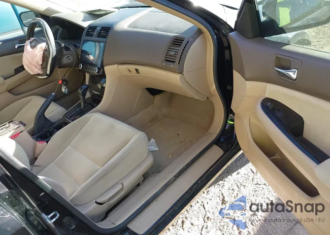 1HGCM56356A088533: 43626813