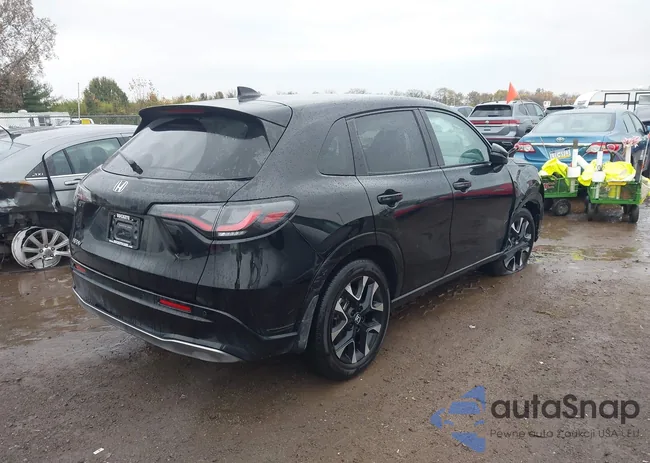 3CZRZ2H72TM700883: 43625917