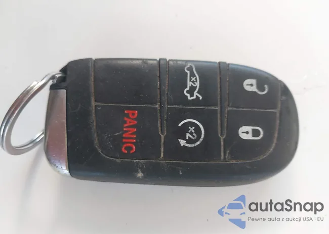 1C3CCCAB8GN108681: 43627315