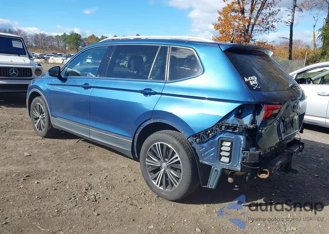 3VV2B7AX2JM124116: 43627359