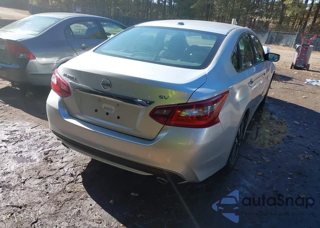 1N4AL3APXJC264440: 43627476