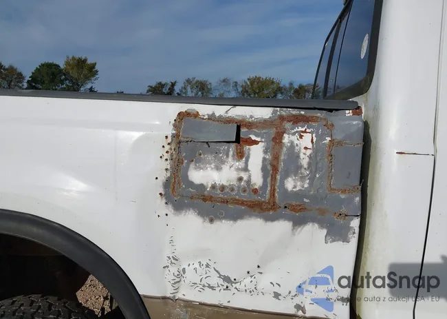 1FTNX21F3YED10819: 43627693