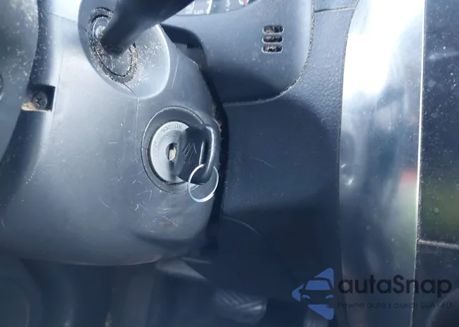 JS2YB413685109550: 43627812